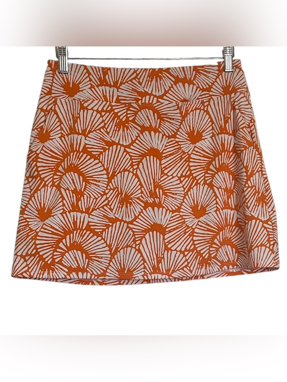 Tommy Bahama Golf Skort Skirt Women's Size S Orange White Shell Pattern Tennis